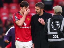 Michael Carrick membantu para penggemar Manchester United untuk menghindari pengalaman yang paling menyedihkan yang mereka tidak menyadari
