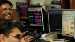 Harga minyak, mobil dan saham bank mendorong Sensex naik 944 poin