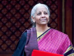 Nirmala Sitharaman terus membuka sembilan sekolah dasar, menciptakan sejarah