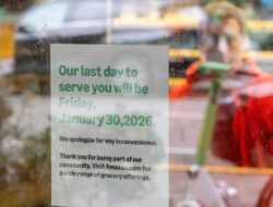 Penurunan pendapatan dalam kekayaan global menjadi rekor terendah