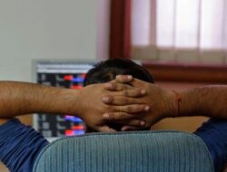 Kementerian Keuangan memperbarui perdagangan saham STT, saham saham turun lebih dari 18%