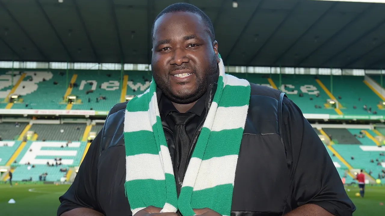 Kunton Aaron, bintang film Blind Side, menderita stroke di belakang tulang belakang