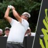Phil Mickelson (Family Health) ikut dalam dua pertandingan pertama di LIV