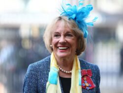 Esther Rantzen berbagi kondisi kesehatan yang menyedihkan setelah obat-obatan gagal