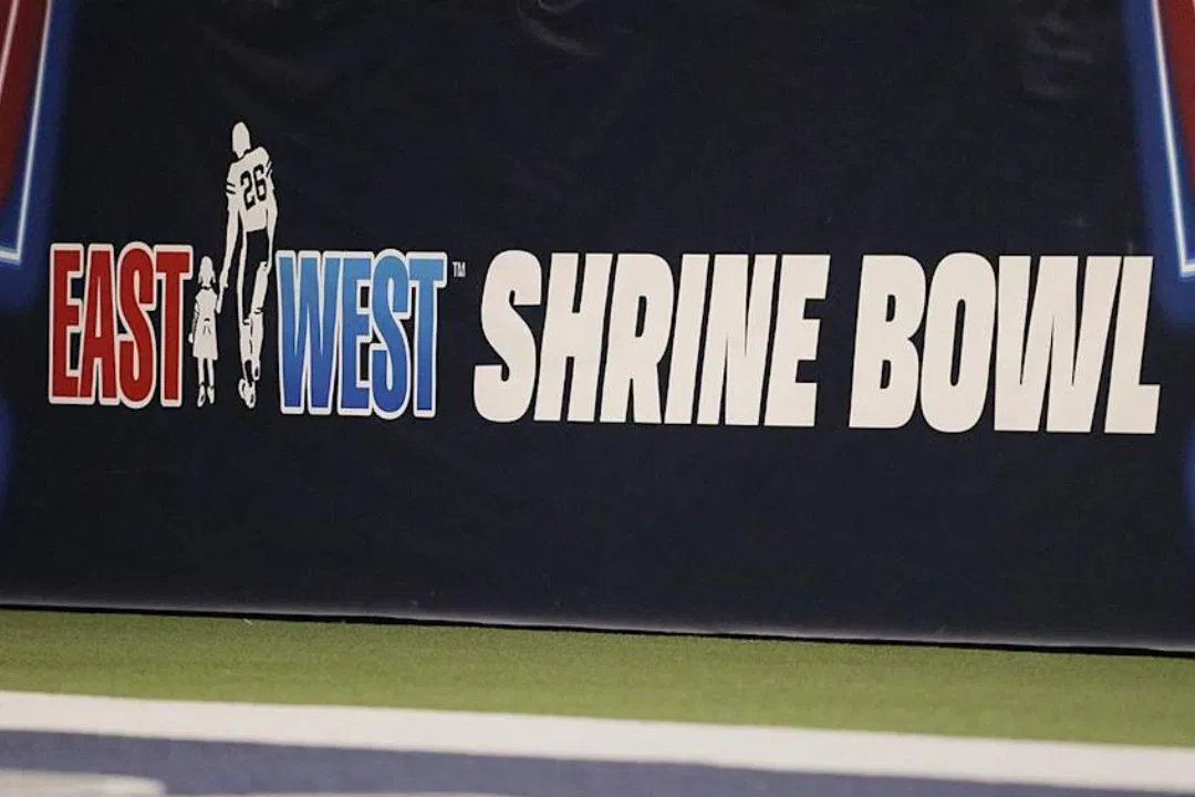 Penghargaan yang diberikan oleh para pemain yang ingin bermain di game ini adalah: