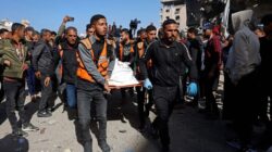 Departemen Pertahanan Gaza mengatakan bahwa meskipun gencatan senjata masih berlangsung, 32 orang tewas dalam serangan Israel