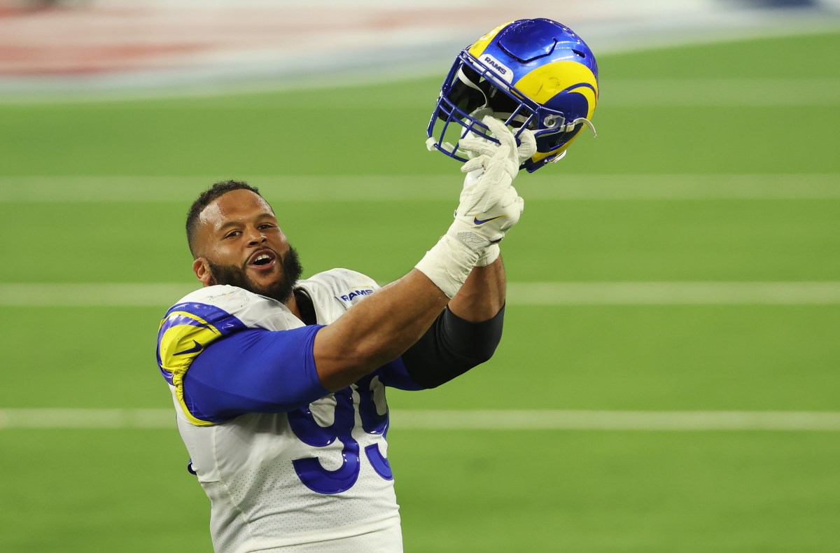 Legenda Rams, Aaron Donald, menunjukkan dia masih bisa bermain di NFL setelah pensiun