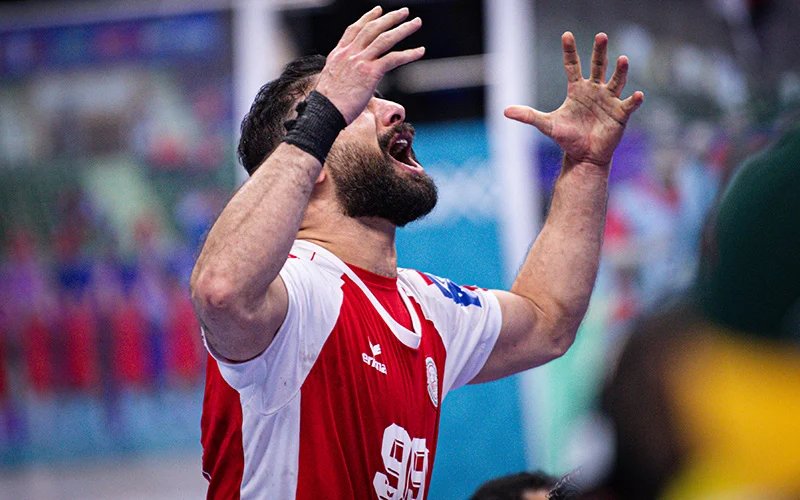 Baharini Menang Qatar, Menang Asia