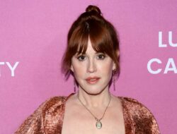 Molly Lynward mengatakan bahwa John Hughes tidak ingin filmnya dirombak