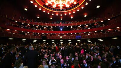 Trump mengatakan bahwa Kennedy Center akan ditutup selama dua tahun untuk renovasi setelah protes seniman