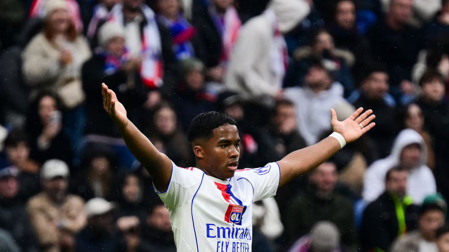 Tidak ada yang menghentikan Hendrik dan Leon