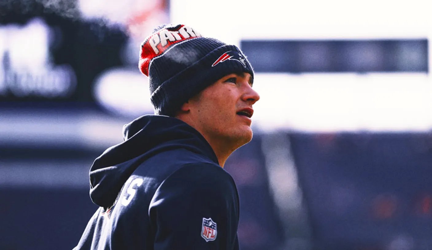 Pemain keempat dari tim nasional, Derek, gagal berlatih seminggu sebelum pertandingan Super Bowl Mei karena sakit