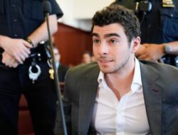 Hakim memutuskan bahwa jaksa tidak dapat meminta hukuman mati terhadap Luigi Manzoni