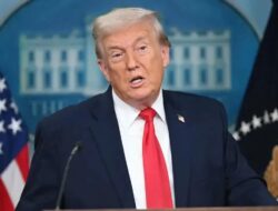 Trump mengatakan pemerintah federal tidak akan mengganggu protes yang dipimpin Demokrat di kota