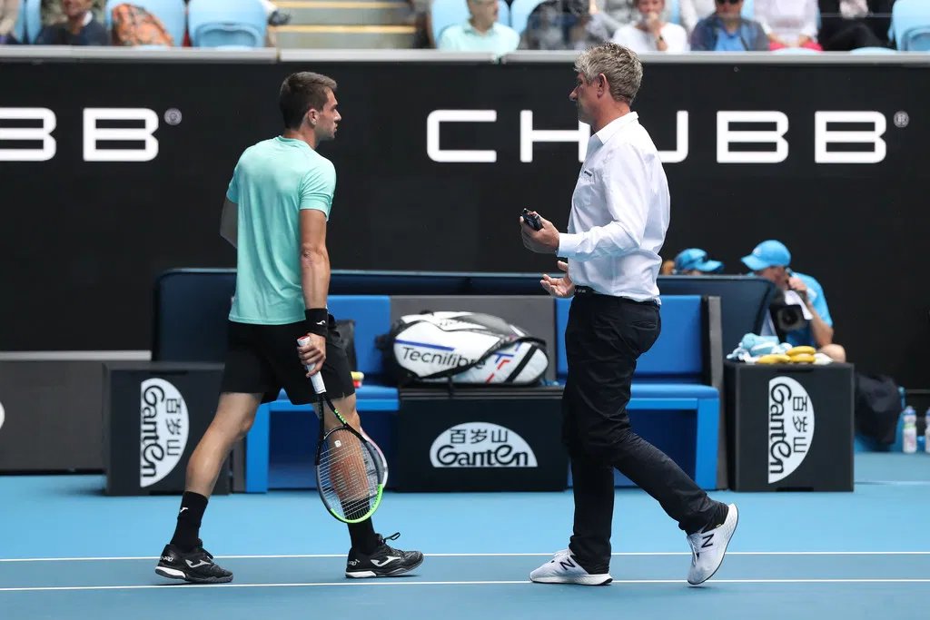 Siapa John Bloom? bertemu dengan Novak de Djokovic dalam final Open Australia 2026 melawan Arbiter Carlos Alcalá