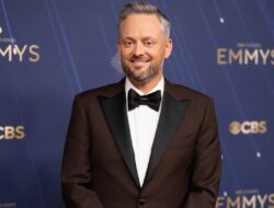 Nate Bargatze memenangkan Grammy Award untuk Album Komedi Terbaik pertamanya