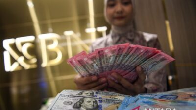 Rupiah menjadi lemah karena Trump mencalonkan presiden Fed