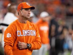 Pelatih HS menyebut penipuan harga $30 D1 dan Dabo Swinney mendorong perubahan aturan yang lebih ketat