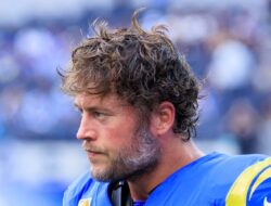 Timnas Inggris, Matthew Stafford, resmi menghadapi keputusan karir setelah kehilangan 15 pemain