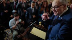 Senat menyetujui anggaran untuk menyediakan dana dua minggu untuk keamanan nasional