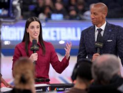 Di mana ia melihat legenda NBA, Kathleen Clark, tergeletak mati di NBC Live.