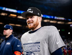 GM Vikings mendukung keputusan Sam Darnold untuk melanjutkan, tapi mengakui bahwa hasil mungkin tidak seperti yang kita inginkan.