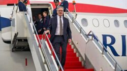 Mantan Menteri Inggris Sir Peter Mandelson mengundurkan diri dari jabatan anggota Partai Buruh yang berkuasa