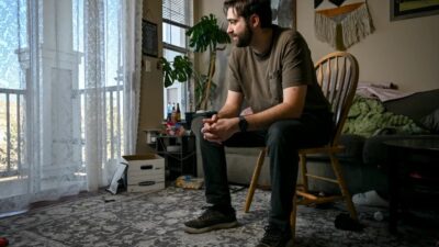 Warga Colorado menaikkan utang untuk mencoba mengatasi kenaikan biaya