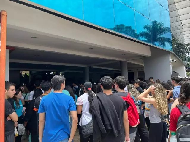 Hari terakhir untuk menunjukkan minat dalam daftar tunggu